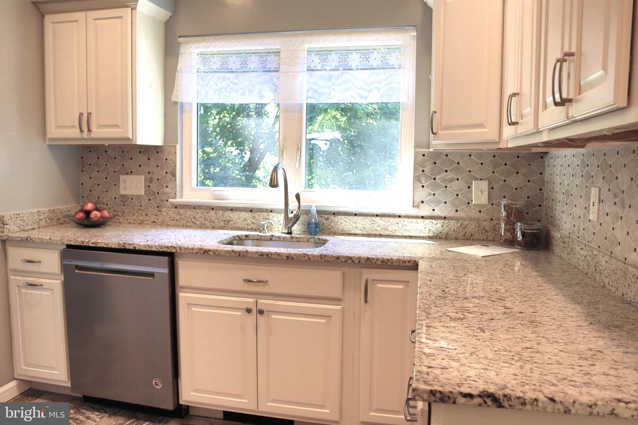 9110 Wire Avenue Silver Spring, MD 20901 - Photo 4 of 29