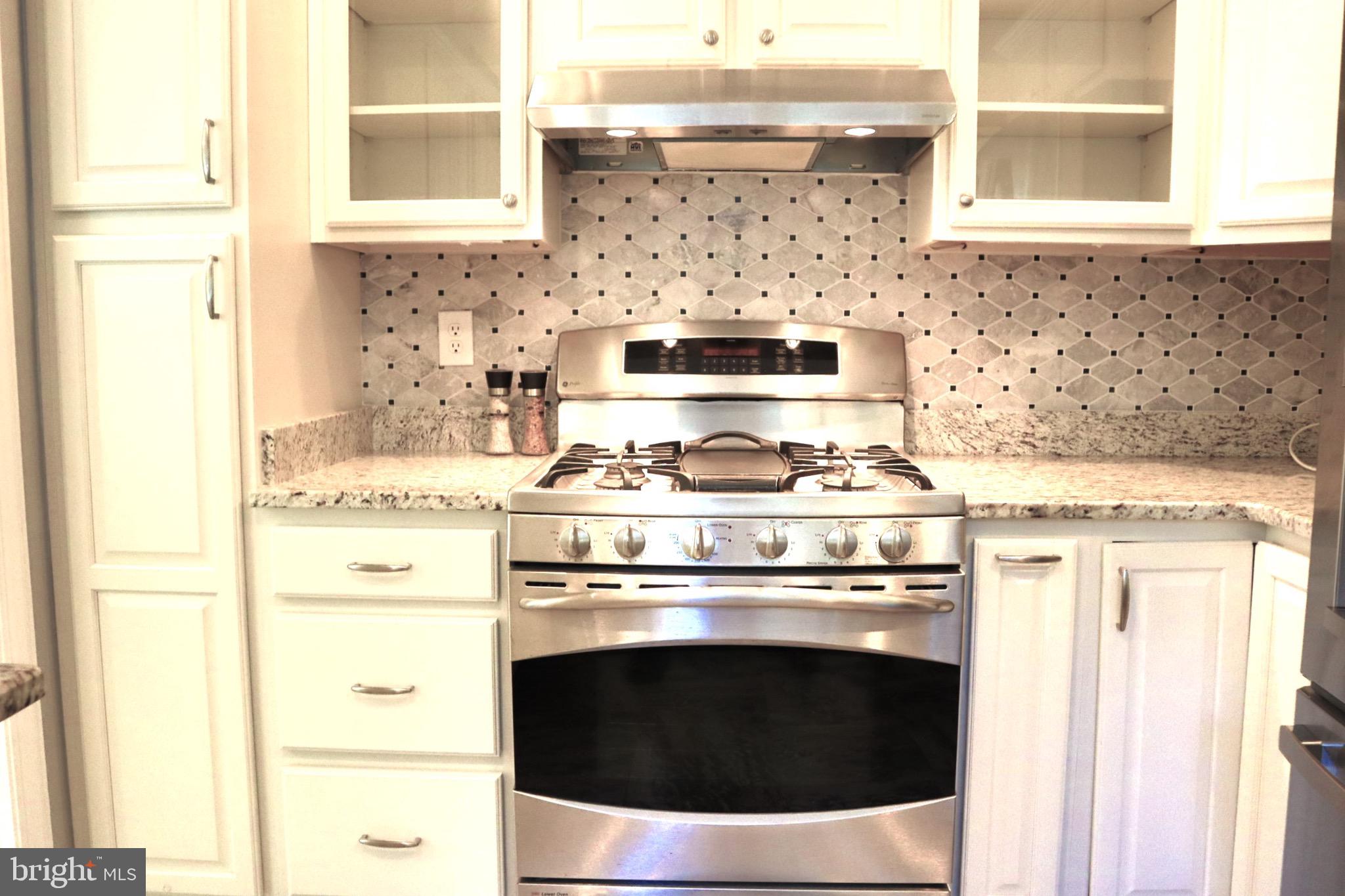 9110 Wire Avenue Silver Spring, MD 20901 - Photo 5 of 29