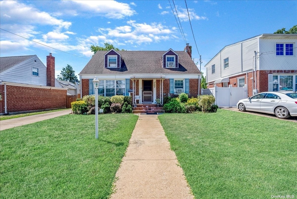 107 Salem Road Valley Stream, NY 11580 - Photo 1 of 1 Gallery Image 1