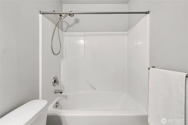 $525,000 | 816 Cherry Avenue, Unit 5A&B, Sumner, WA 98390