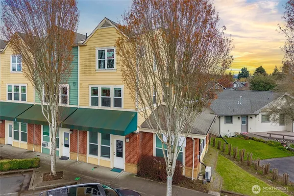 $525,000 | 816 Cherry Avenue, Unit 5A&B, Sumner, WA 98390