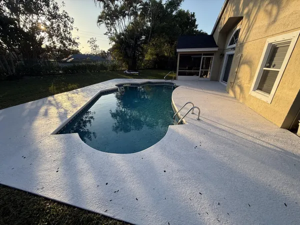 $3,600 | 1304 Lake Breeze Drive, Wellington, FL 33414