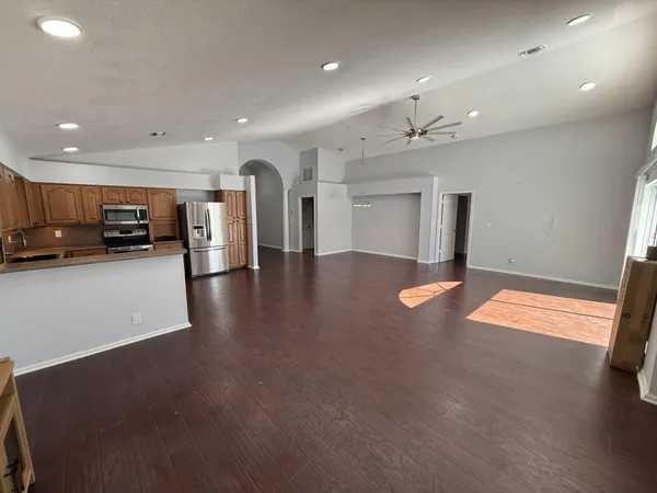 $3,600 | 1304 Lake Breeze Drive, Wellington, FL 33414