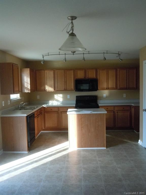 713 Overlook Road, Unit 260 Lowell, NC 28098 - Photo 4 of 13 Gallery Image 4