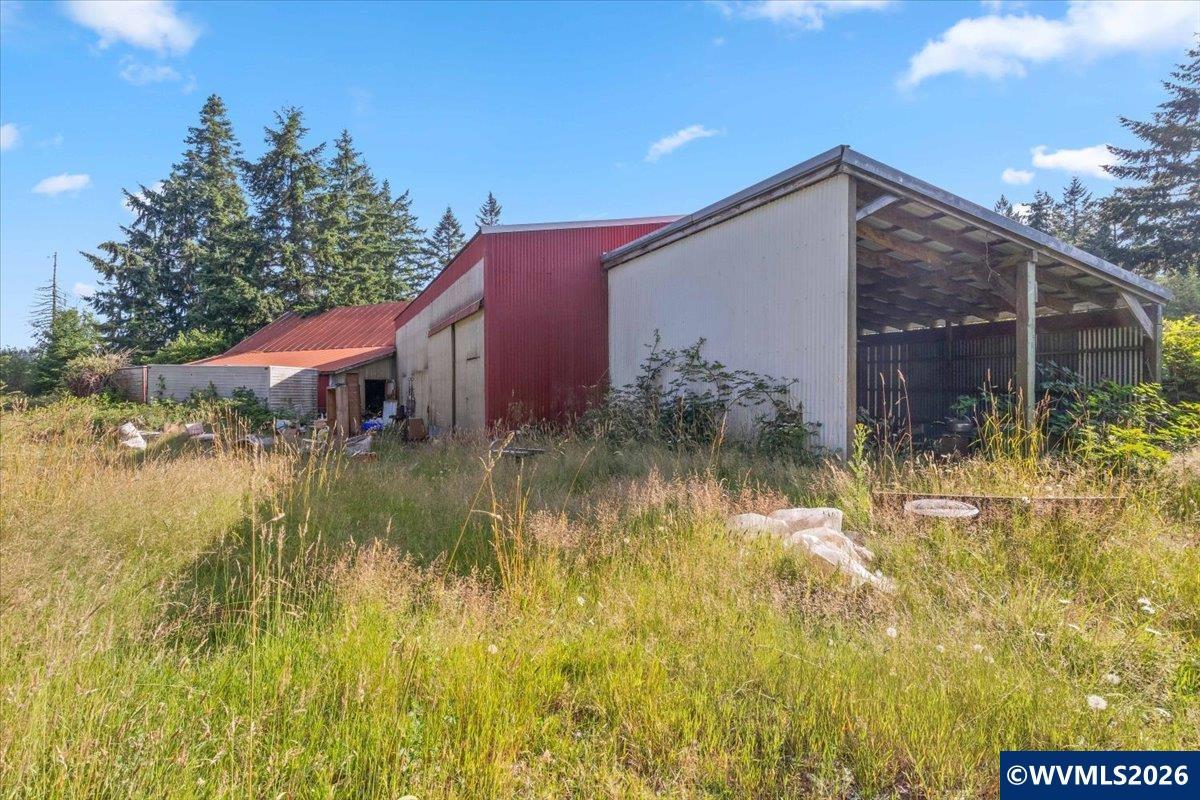 40450 South McCully Mountain Road Lyons, OR 97358 - Photo 29 of 36 Gallery Image 29
