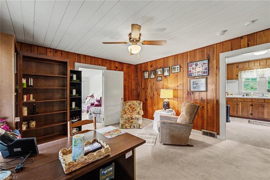 133 Mountain View Road King, NC 27021 - Photo 7 of 35