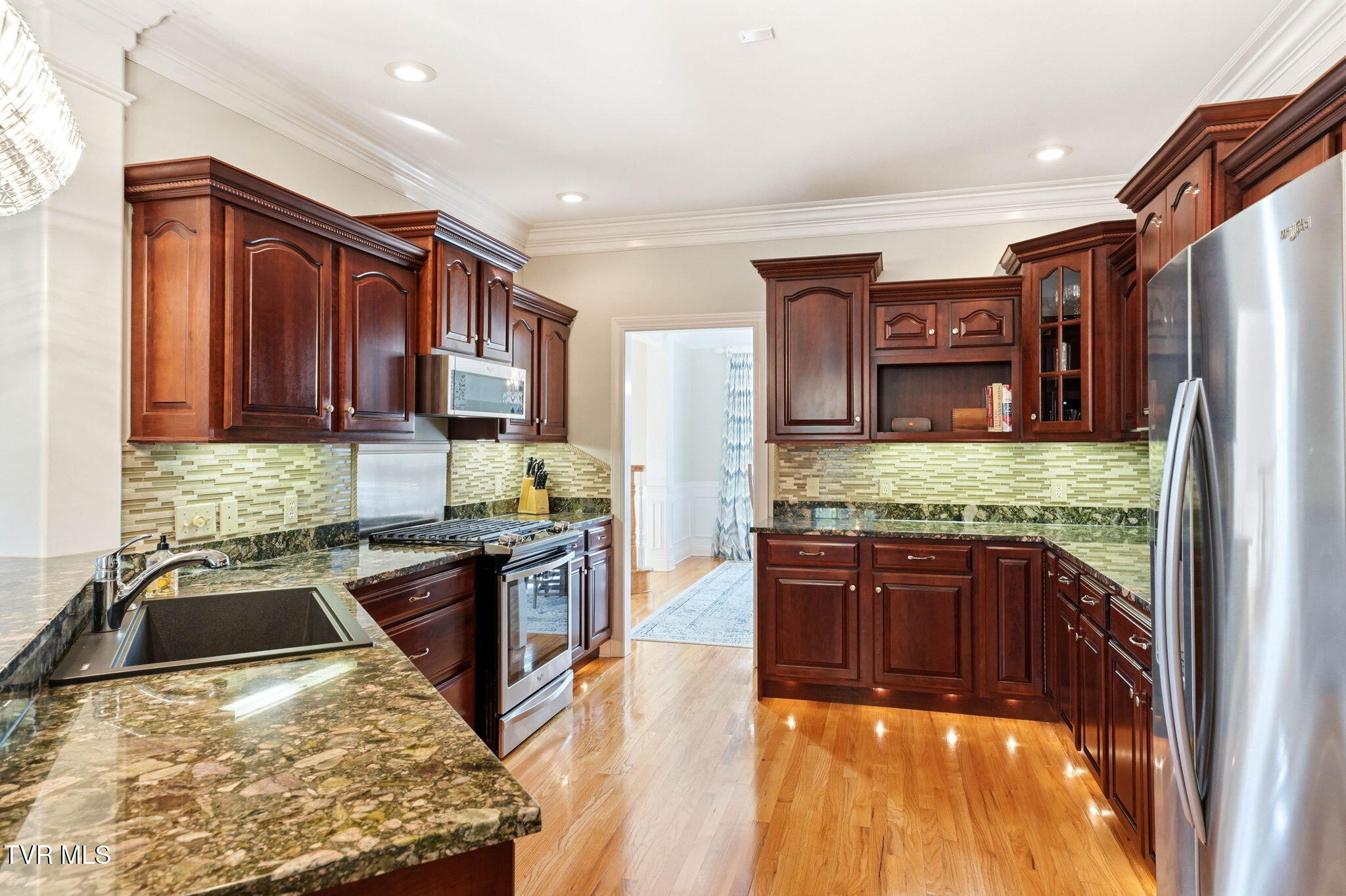 122 Chestnut Ridge Drive Jonesborough, TN 37659 - Photo 16 of 69 5-web-or-mls-122 Chestnut Ridge Dr-13