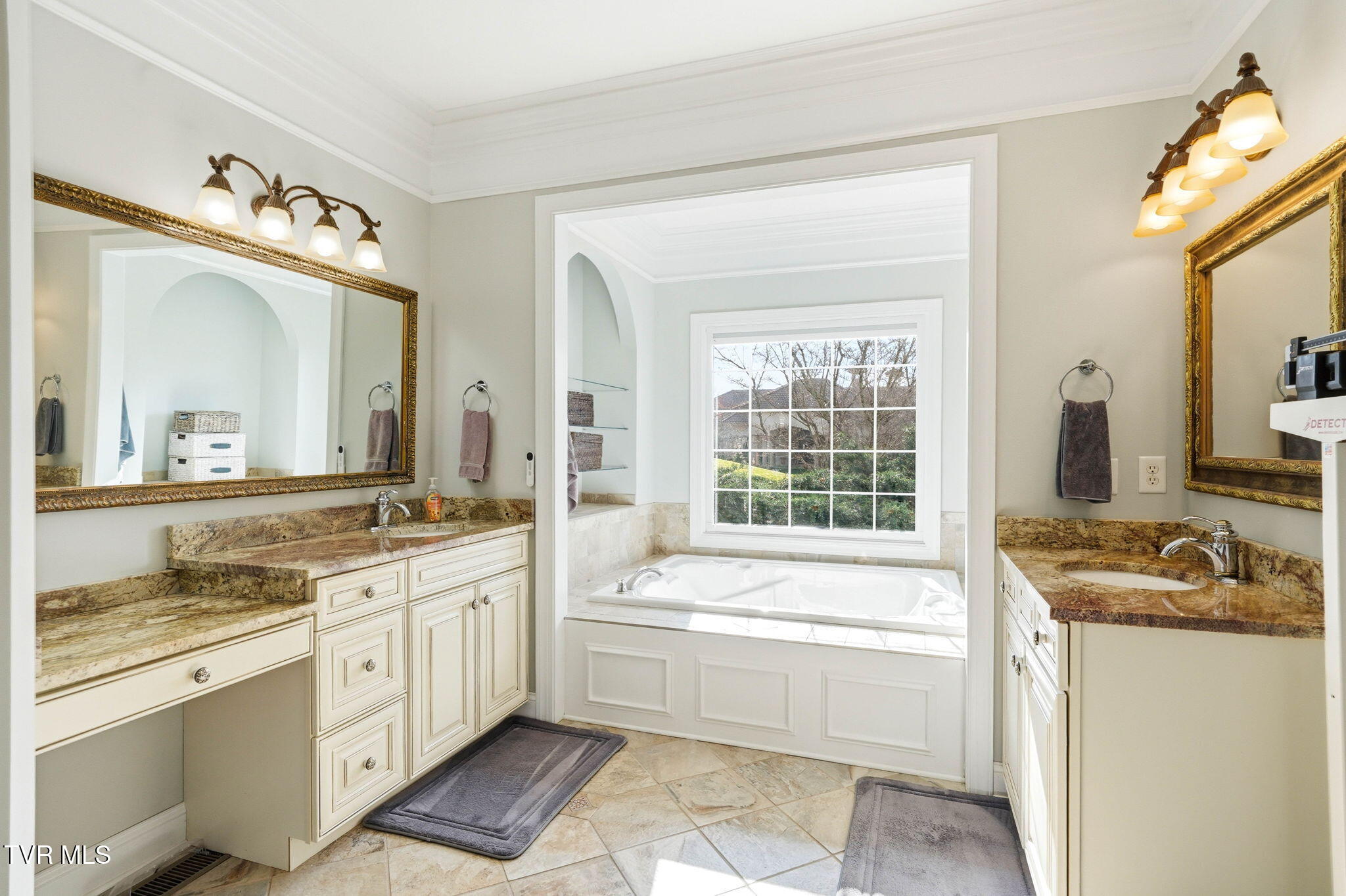 122 Chestnut Ridge Drive Jonesborough, TN 37659 - Photo 29 of 69 28-web-or-mls-122 Chestnut Ridge Dr-34
