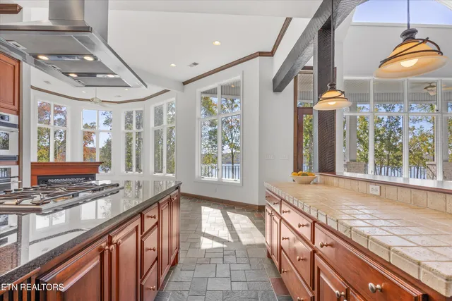 $1,550,000 | 265 East Shore Drive, Rockwood, TN 37854