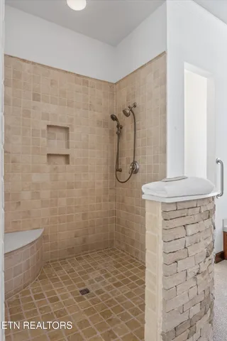 $1,550,000 | 265 East Shore Drive, Rockwood, TN 37854