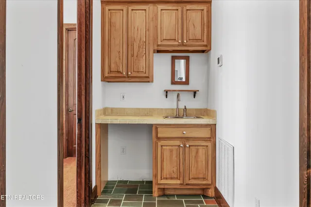 $1,550,000 | 265 East Shore Drive, Rockwood, TN 37854