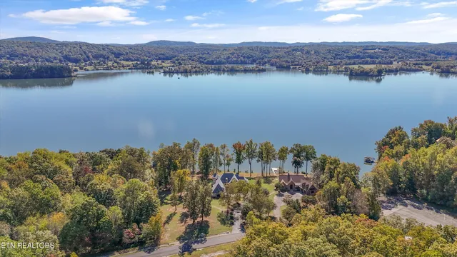 $1,550,000 | 265 East Shore Drive, Rockwood, TN 37854