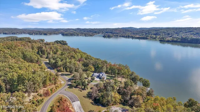 $1,550,000 | 265 East Shore Drive, Rockwood, TN 37854