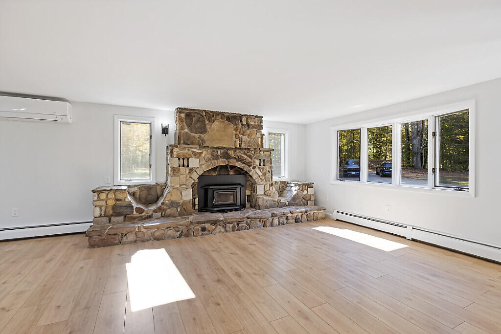 472 Dunn Road Belgrade, ME 04917 - Photo 13 of 85 25_BP5A0397_DxO_mls