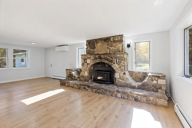 $439,500 | 472 Dunn Road, Belgrade, ME 04917