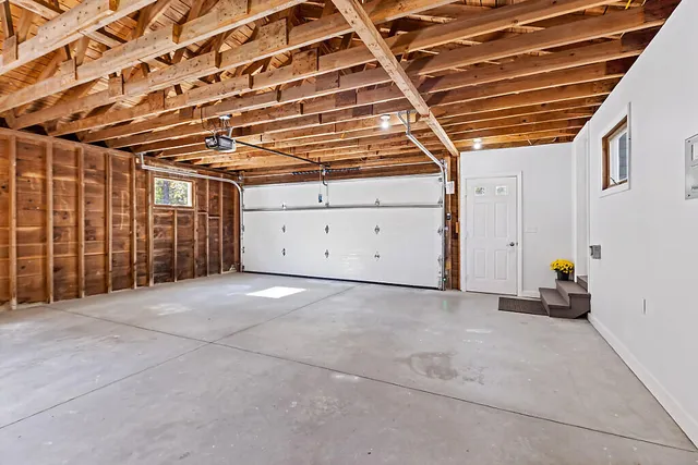 $439,500 | 472 Dunn Road, Belgrade, ME 04917