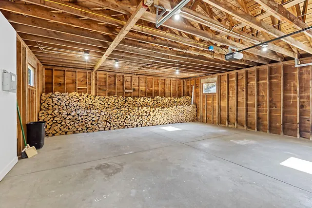 $439,500 | 472 Dunn Road, Belgrade, ME 04917