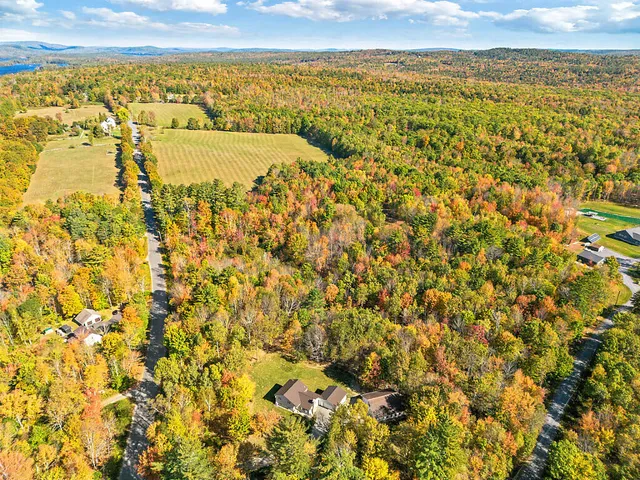 $439,500 | 472 Dunn Road, Belgrade, ME 04917