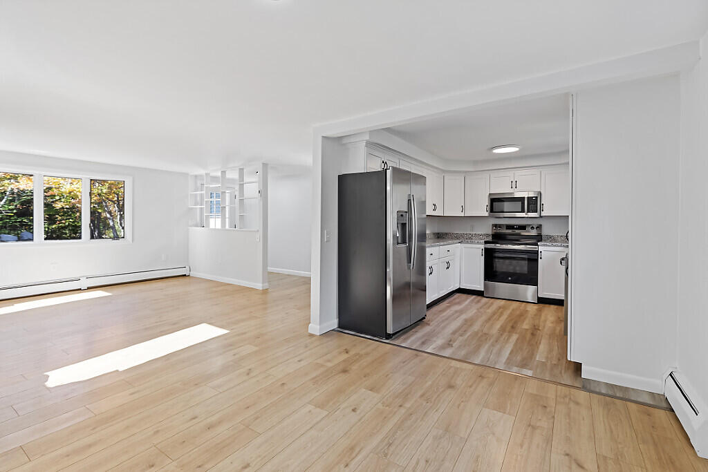 472 Dunn Road Belgrade, ME 04917 - Photo 9 of 85 20_BP5A0382_DxO_mls