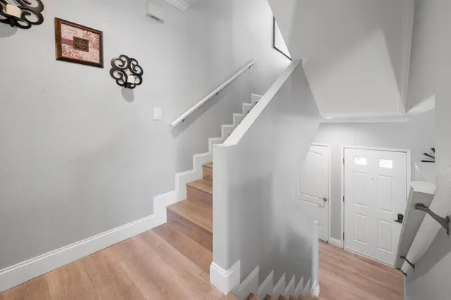 $1,198,000 | 104 East Court Lane, Foster City, CA 94404