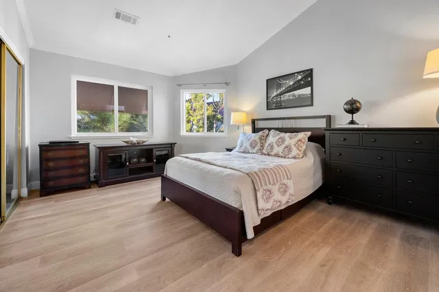 $1,198,000 | 104 East Court Lane, Foster City, CA 94404