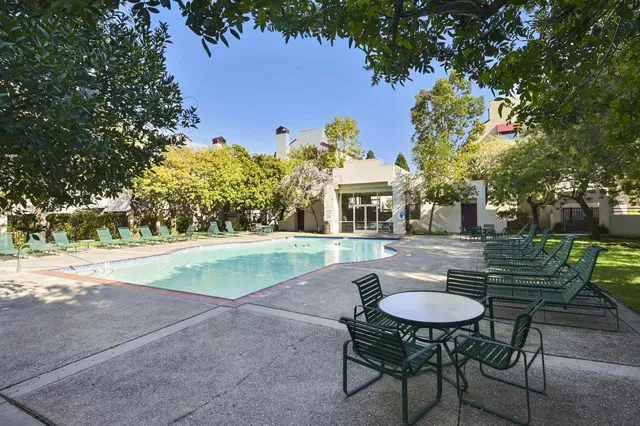 $1,198,000 | 104 East Court Lane, Foster City, CA 94404