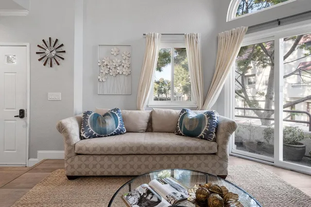 $1,198,000 | 104 East Court Lane, Foster City, CA 94404