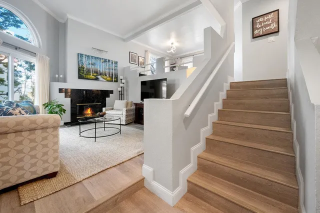 $1,198,000 | 104 East Court Lane, Foster City, CA 94404