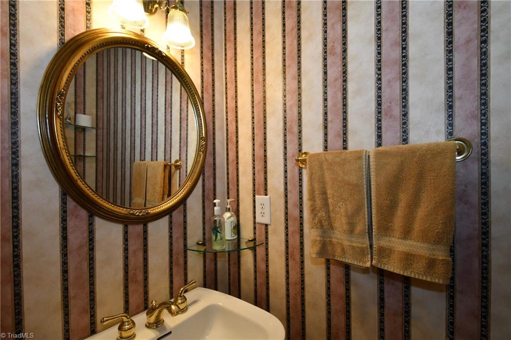 8407 Monticello Ridge Drive Rural Hall, NC 27045 - Photo 9 of 29