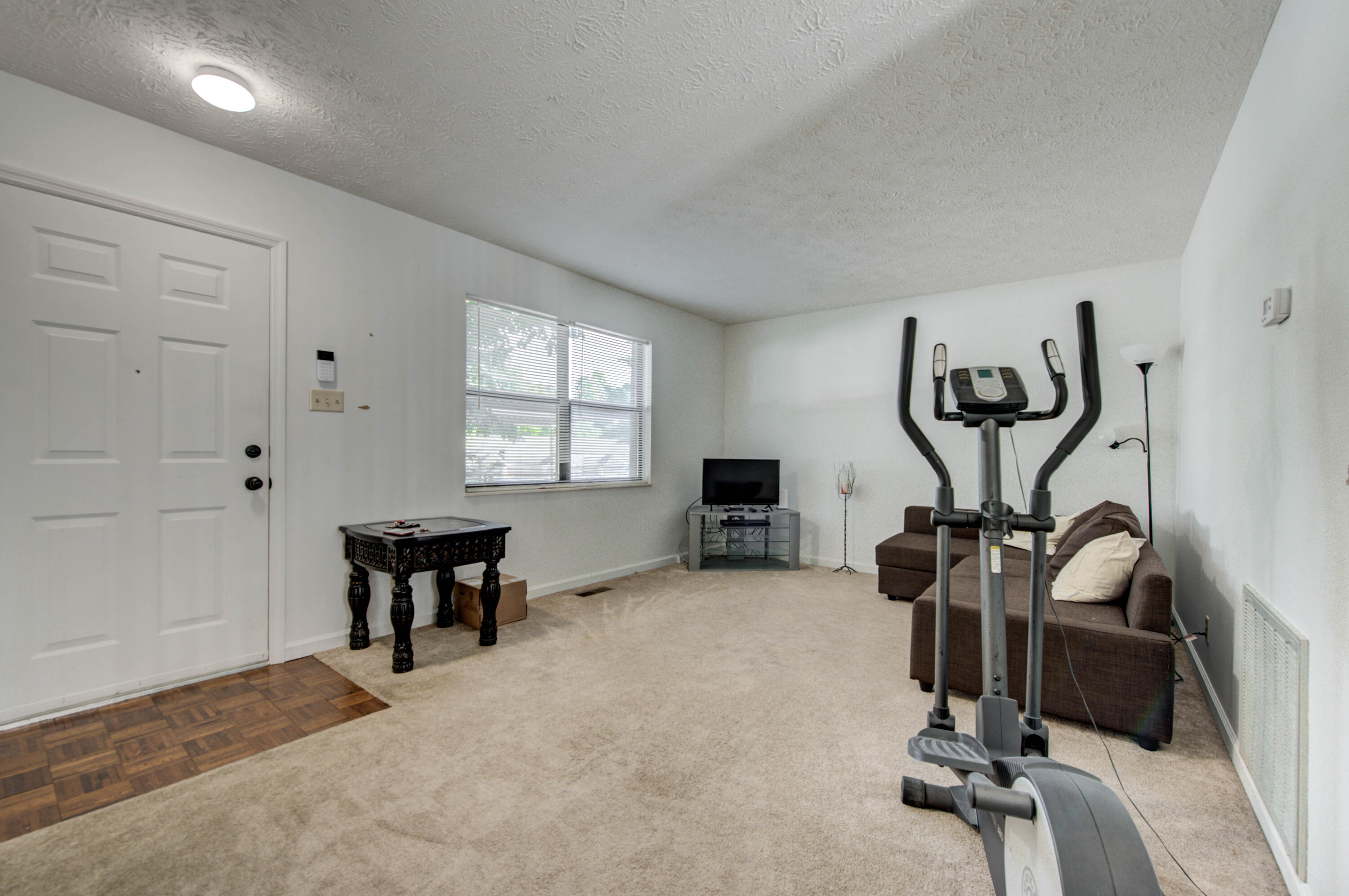 150 High Point Lane Oak Ridge, TN 37830 - Photo 3 of 18 3