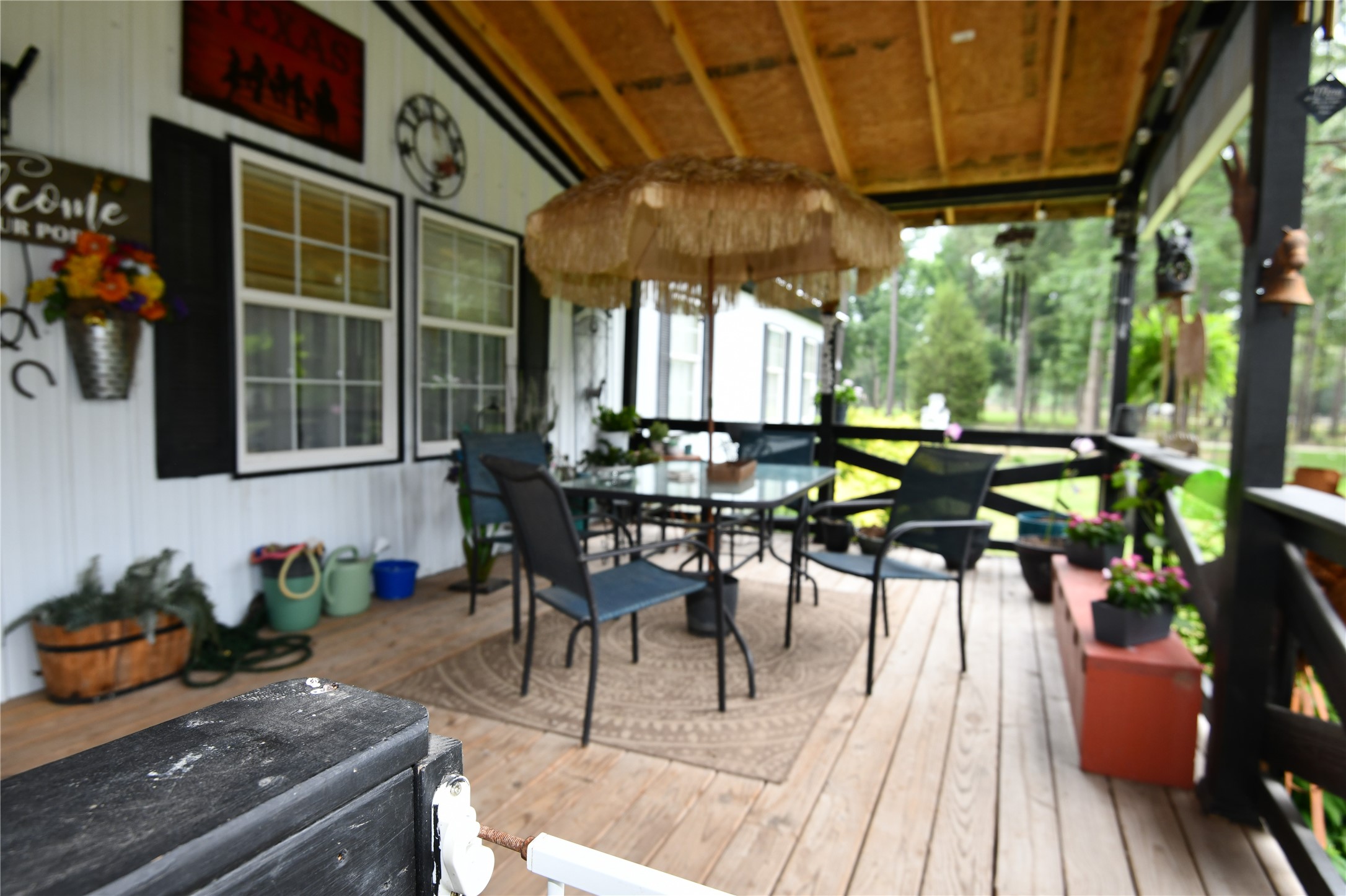 101 Pinewood Drive Shepherd, TX 77371 - Photo 25 of 37 Front Porch Area