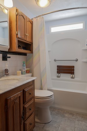 3 Reynolds Road Peabody, MA 01960 - Photo 11 of 25 Gallery Image 11