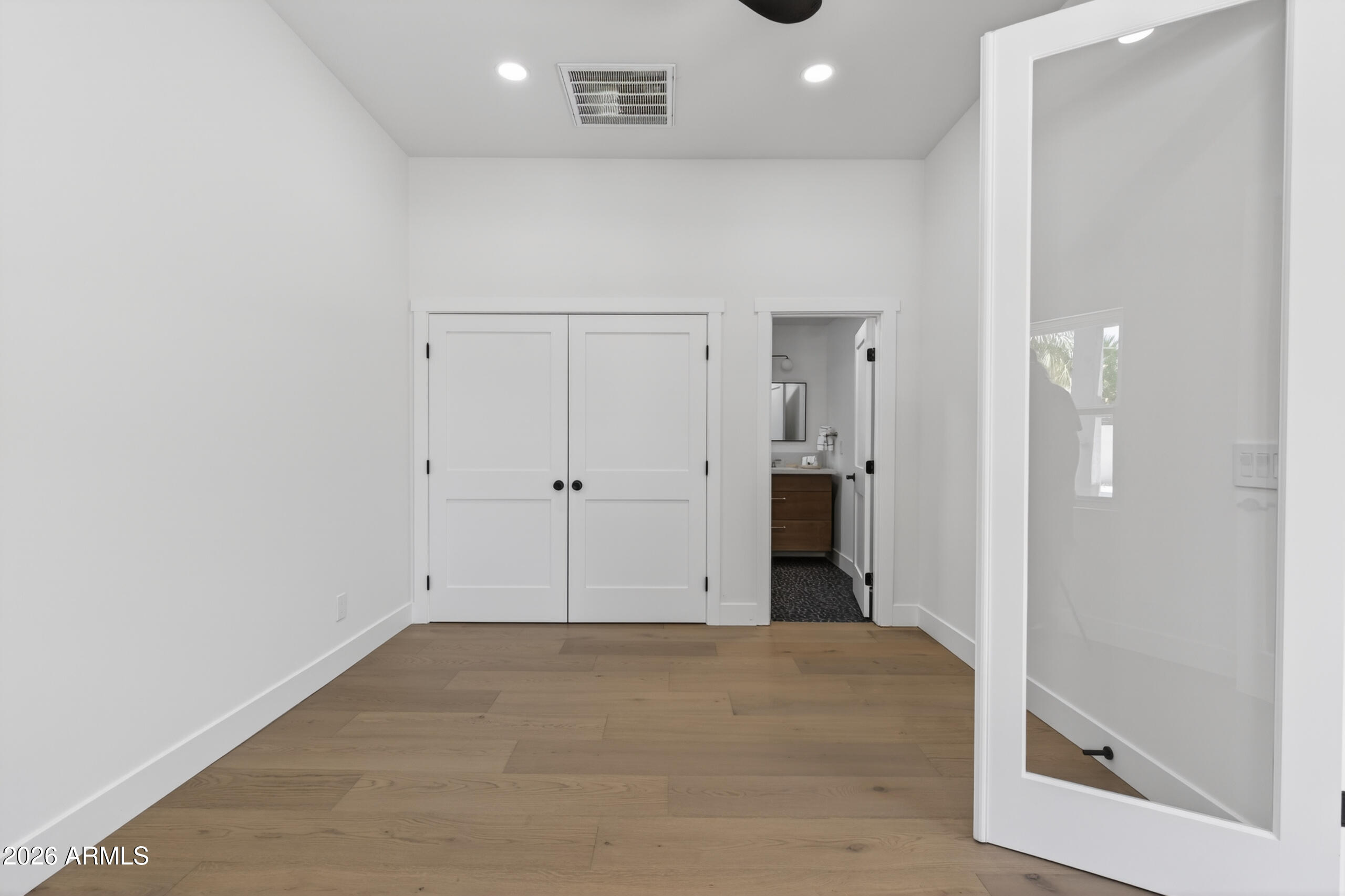 4048 East Edgemont Avenue Phoenix, AZ 85018 - Photo 29 of 88 Bedroom 4