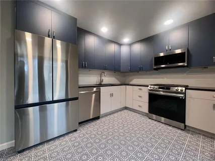 $7,000 | 4 Susan Court, White Plains, NY 10605
