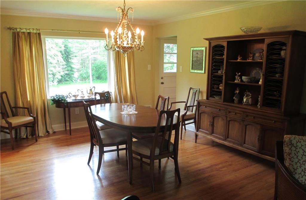 115 West Chapel Ridge Road Pittsburgh, PA 15238 - Photo 5 of 21 Dining Room