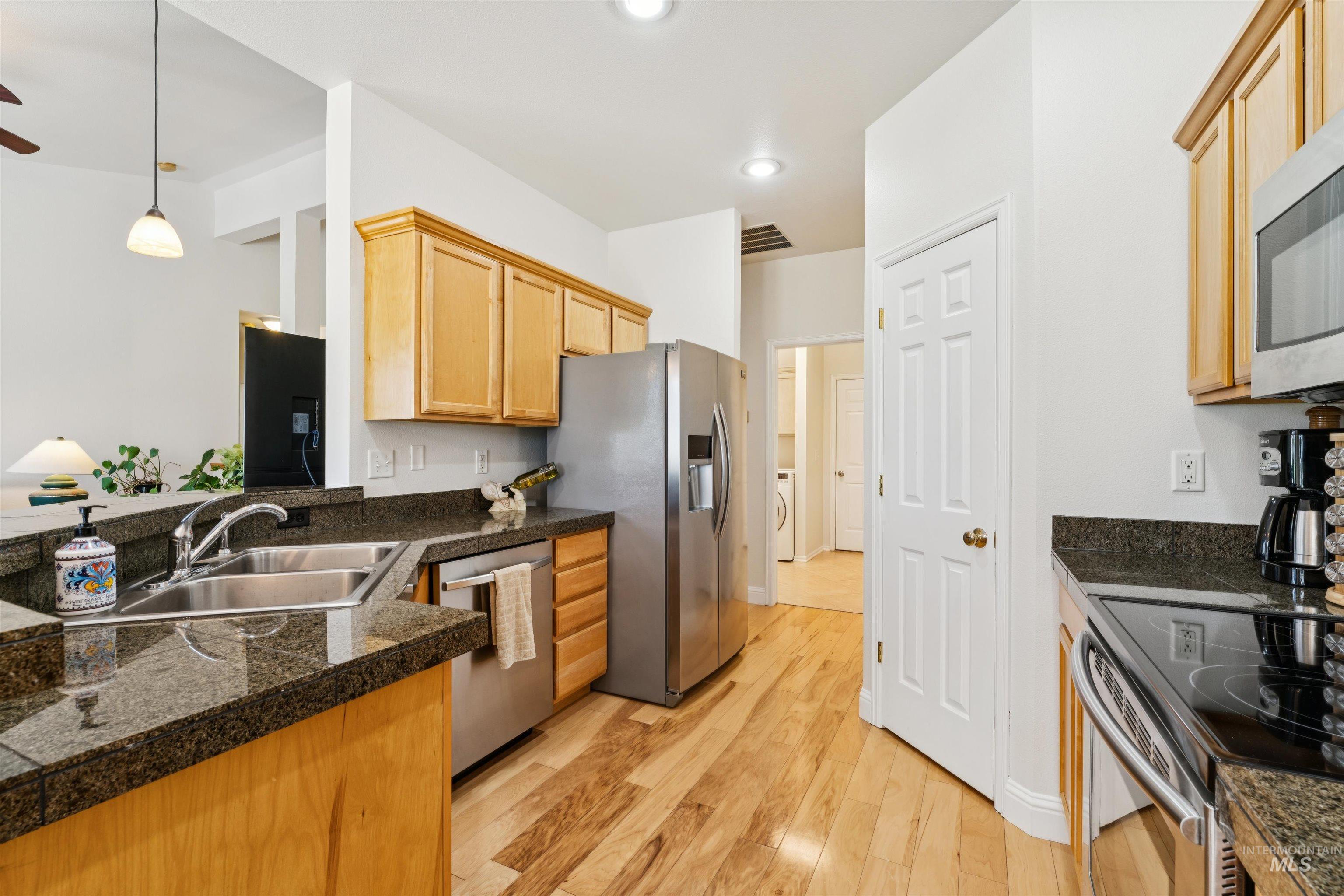 13713 West Elmspring Street Boise, ID 83713 - Photo 17 of 49