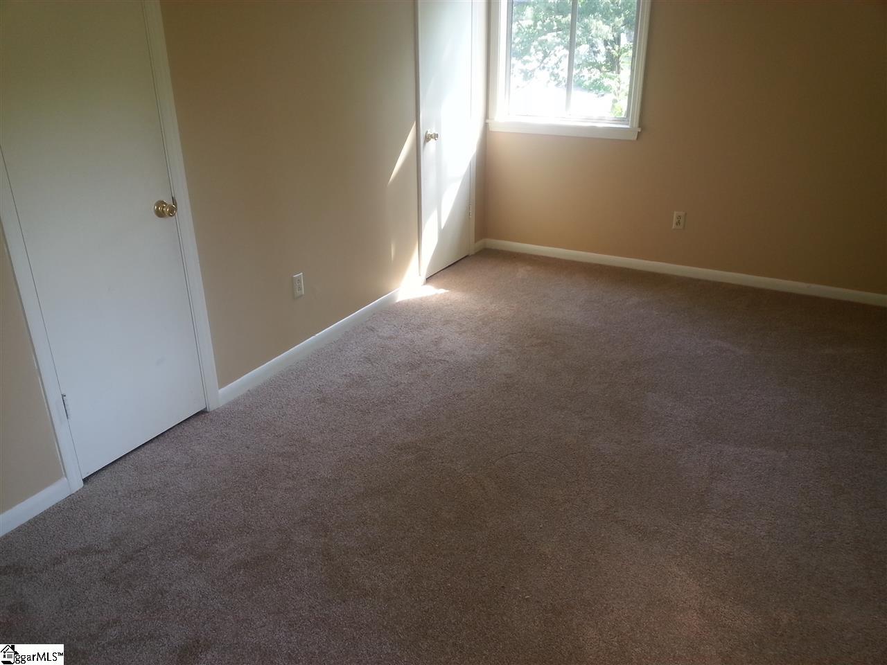 110 Crestfield Road Greenville, SC 29605 - Photo 7 of 13 Gallery Image 7