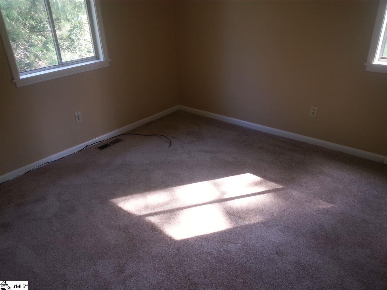 110 Crestfield Road Greenville, SC 29605 - Photo 8 of 13 Gallery Image 8