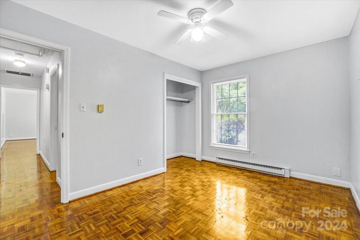 5238 Ruth Drive Charlotte, NC 28215 - Photo 12 of 25 Gallery Image 12