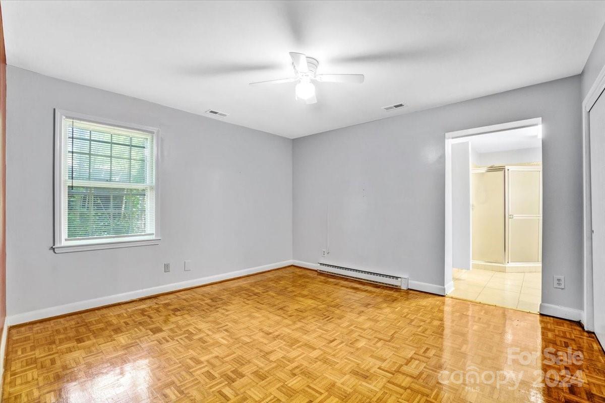 5238 Ruth Drive Charlotte, NC 28215 - Photo 13 of 25 Gallery Image 13
