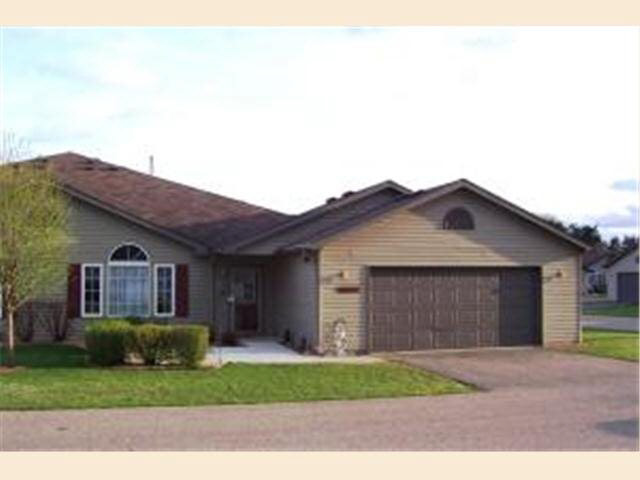 1705 B Carriage Drive Rochester, MN 55902 - Photo 1 of 10