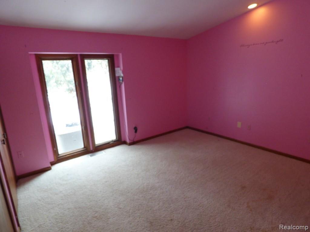 8650 Chilson Road Pinckney, MI 48169 - Photo 32 of 57