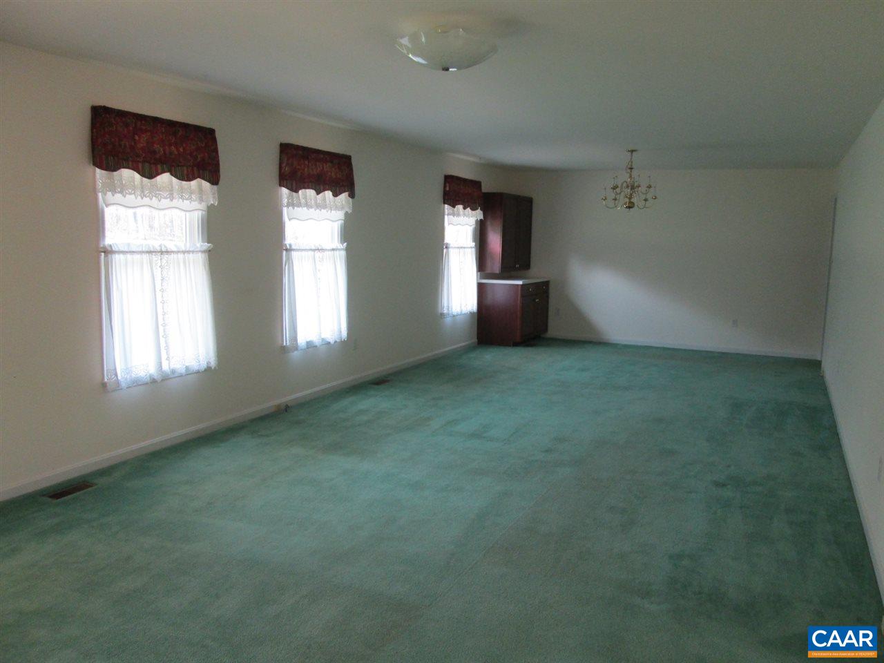 730 River Road Madison, VA 22727 - Photo 18 of 23 an empty room with windows