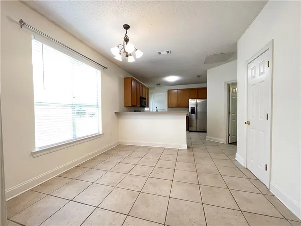 $1,800 | 2202 9th Street, Mandeville, LA 70471