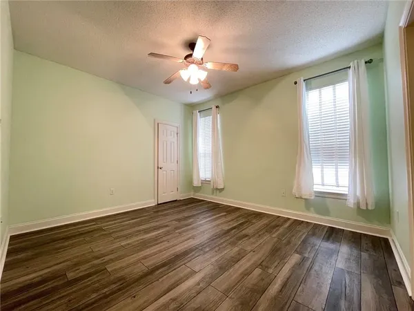 $1,800 | 2202 9th Street, Mandeville, LA 70471