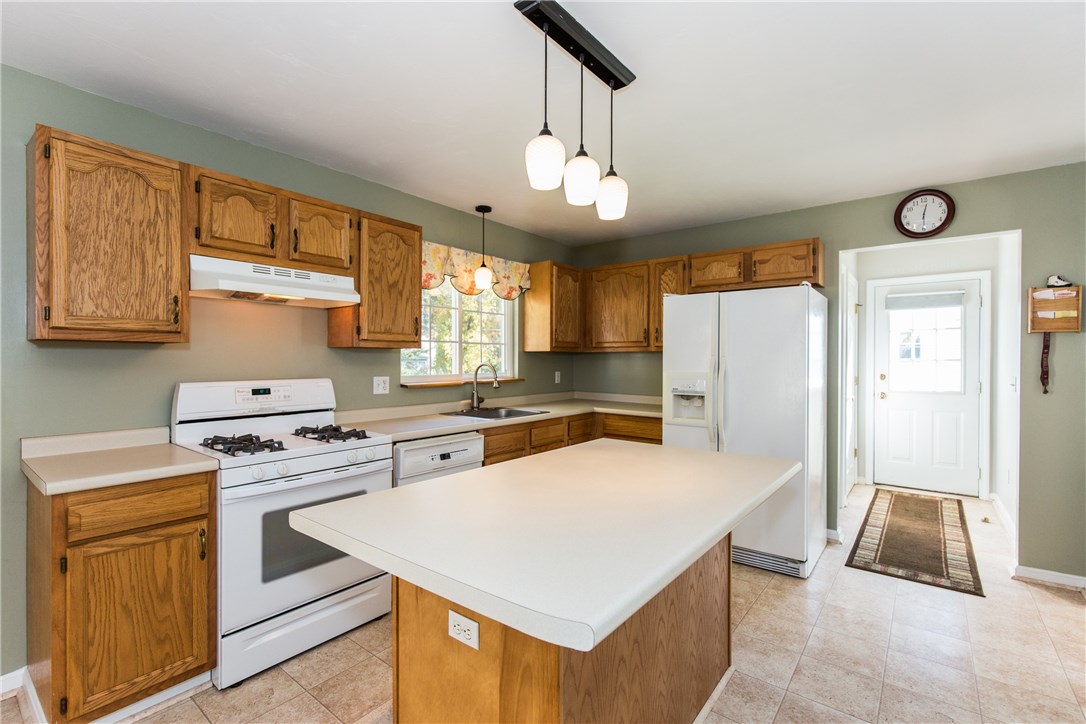 88 Holmes Road Warwick, RI 02888 - Photo 6 of 21 Kitchen and Entry from Driveway