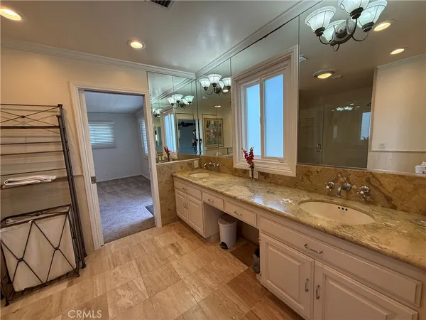 $4,200 | 5290 East El Roble Street, Unit 1/2, Long Beach, CA 90815