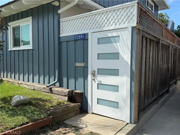 $4,200 | 5290 East El Roble Street, Unit 1/2, Long Beach, CA 90815