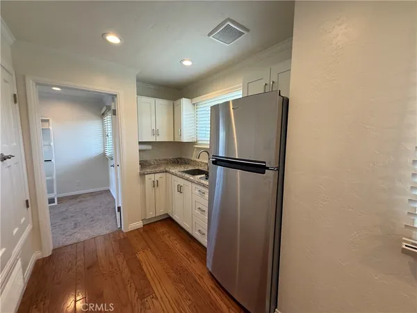 $4,200 | 5290 East El Roble Street, Unit 1/2, Long Beach, CA 90815