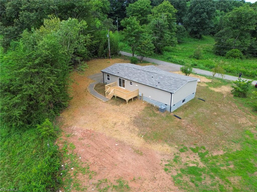 631 Edsel Road Traphill, NC 28685 - Photo 5 of 24 Gallery Image 5